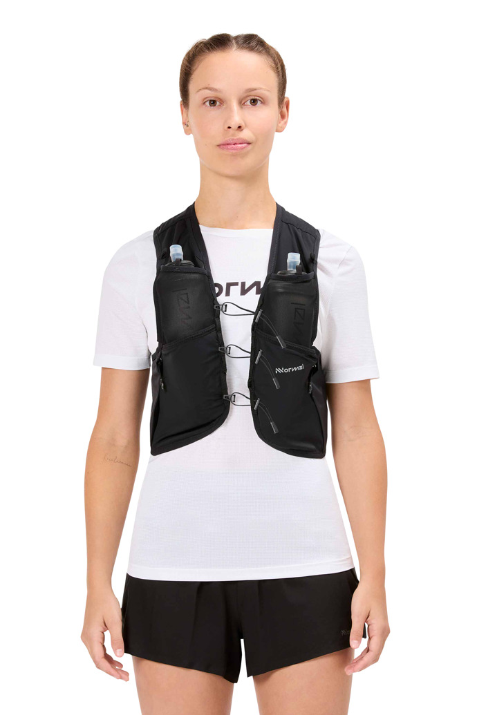 NNormal Race vest 5l Vests Czarne | WPR518720