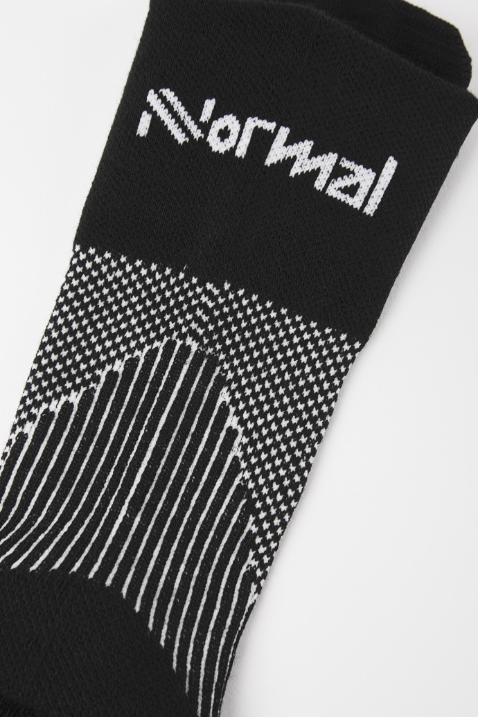 NNormal Running socks Czarne | WGQ780594